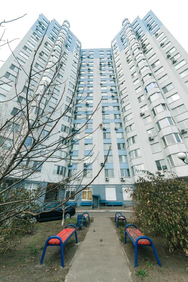 Лучшая Квартира В Броварах Brovari Kültér fotó